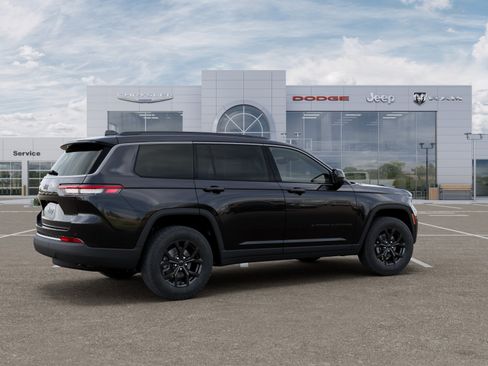 New 2026 Jeep Grand Cherokee L 4WD image 30