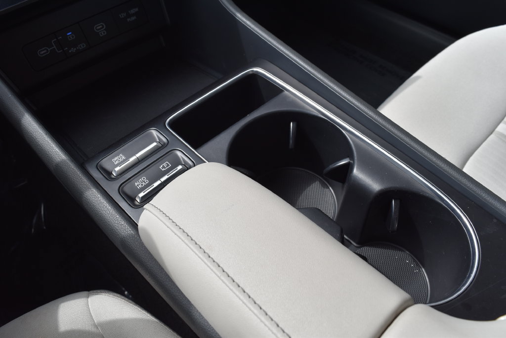 Used 2025 Hyundai Sonata SEL FWD image 16