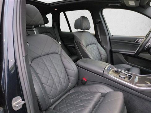 Used 2024 BMW X5 M60i w/ Climate Comfort Package AWD/4WD image 22