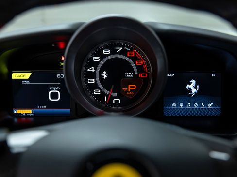 Certified 2020 Ferrari F8 Tributo image 18
