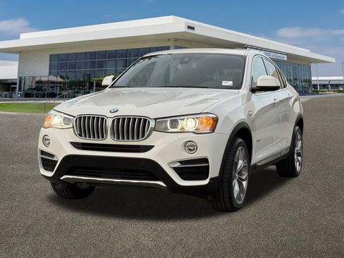 Used 2018 BMW X4 xDrive28i image 4