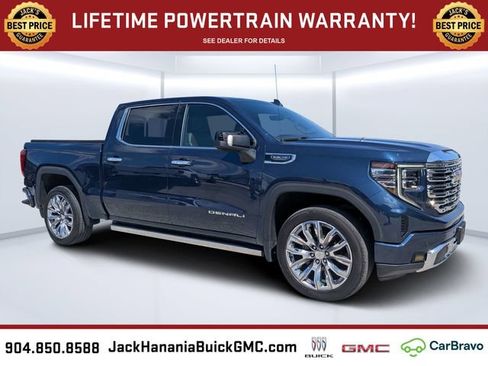 Used 2022 GMC Sierra 1500 Denali w/ Denali Reserve Package AWD/4WD image 1