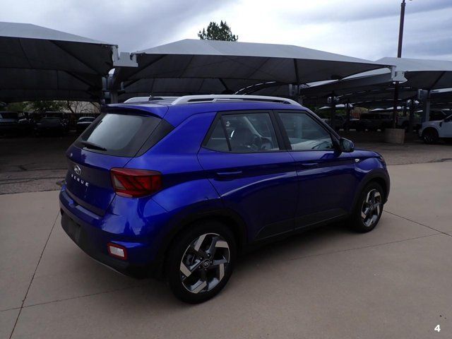 Used 2025 Hyundai Venue Limited FWD image 10