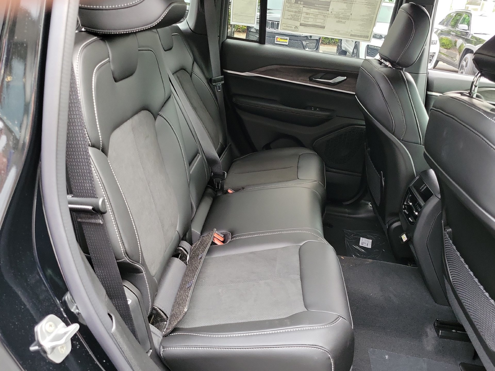 New 2026 Jeep Grand Cherokee Altitude RWD image 17