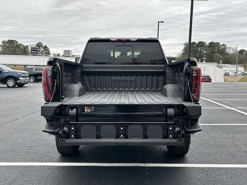 Used 2024 GMC Sierra 2500 AT4 w/ AT4 Premium Plus Package image 14