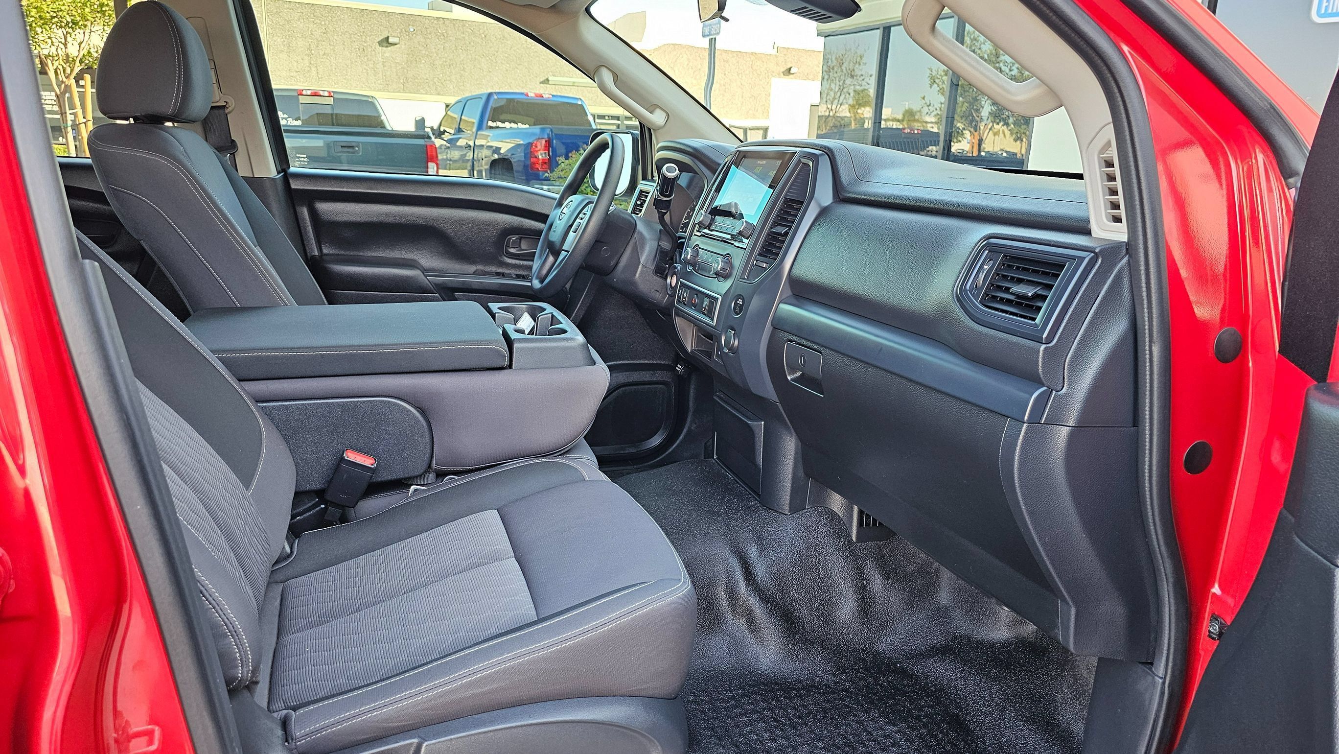 Used 2023 Nissan Titan S w/ S Utility Package RWD image 26