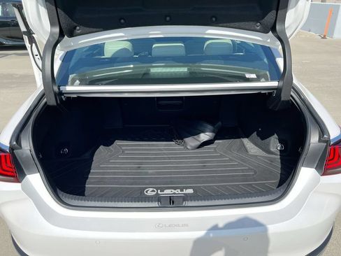 Certified 2024 Lexus ES 300h w/ Technology Package FWD image 21