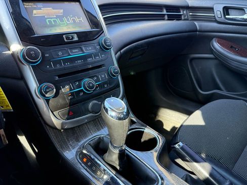 Used 2014 Chevrolet Malibu LT image 28