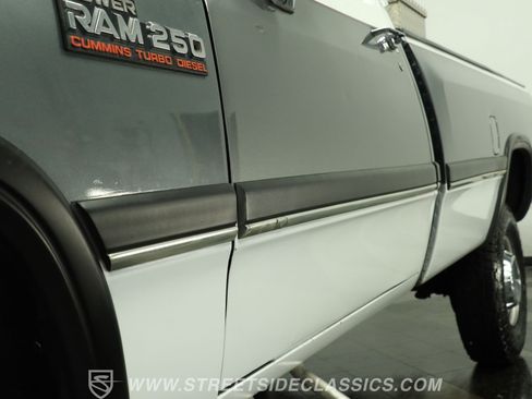 Used 1992 Dodge D/W Truck 250 AWD/4WD image 22