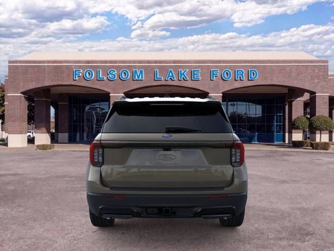 New 2026 Ford Explorer ST-Line RWD image 5