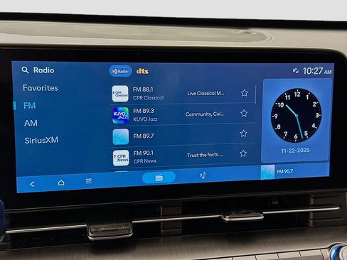 Used 2025 Hyundai Kona SEL image 21