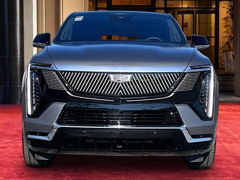 New 2026 Cadillac Escalade IQ Luxury 2 w/ LPO, Floor Liner Package AWD/4WD image 3