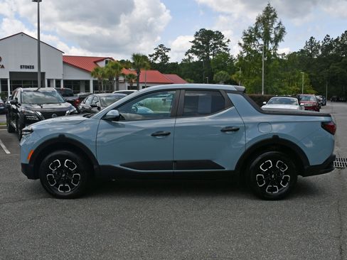 Used 2023 Hyundai Santa Cruz SEL w/ Cargo Package FWD image 2