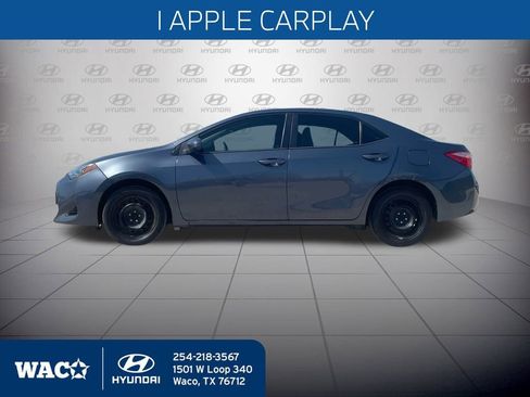 Used 2018 Toyota Corolla LE image 5