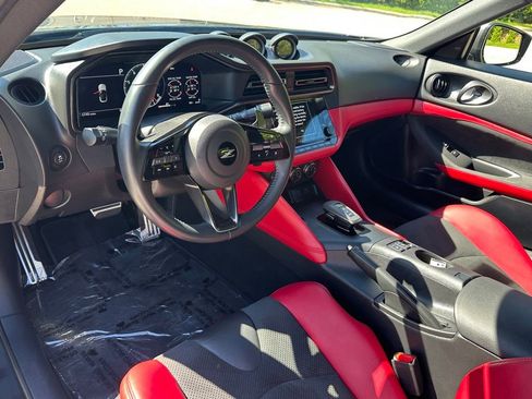 Used 2025 Nissan Z Performance w/ Floor Mat Package RWD image 24