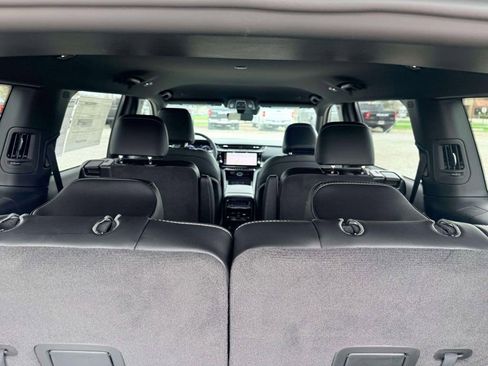 New 2026 Jeep Grand Cherokee L Limited AWD/4WD image 8