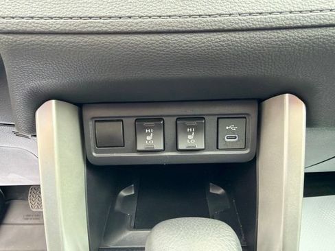 Used 2024 Toyota Corolla Cross AWD Hybrid w/ Convenience Package image 25