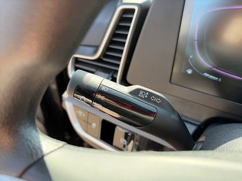 Used 2024 Kia Sportage LX FWD image 27