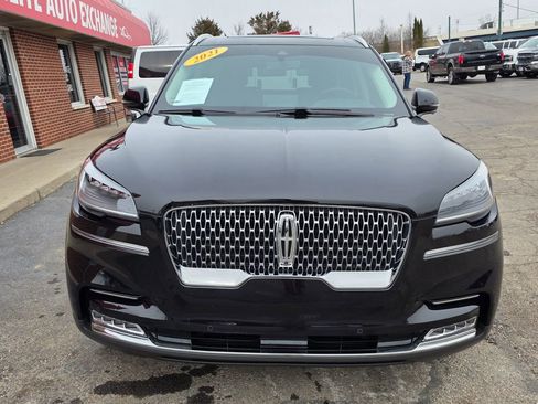 Used 2021 Lincoln Aviator Reserve w/ Elements Package Plus image 2