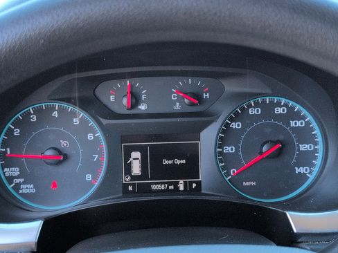 Used 2020 Chevrolet Traverse LS image 23