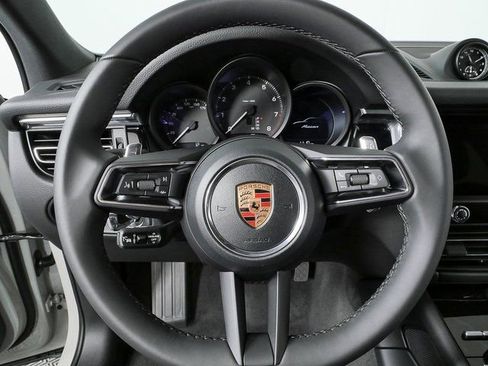 New 2026 Porsche Macan image 10