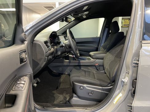 Certified 2025 Dodge Durango GT w/ Blacktop Package image 16