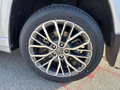 Certified 2021 Jeep Grand Cherokee L Summit image 6