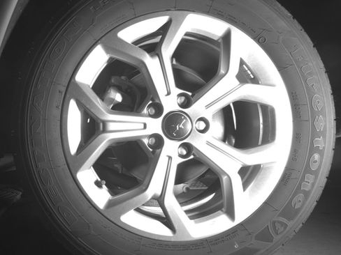 Used 2025 Jeep Compass Latitude image 14