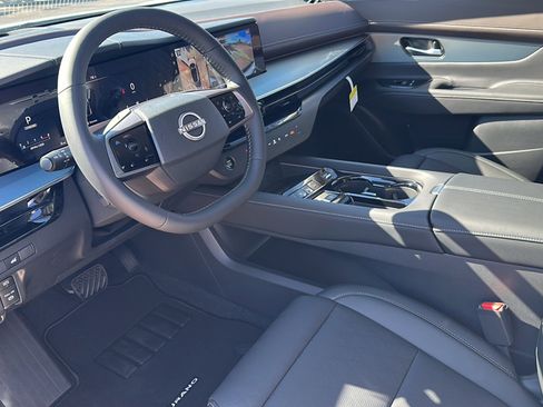 New 2026 Nissan Murano Platinum image 9