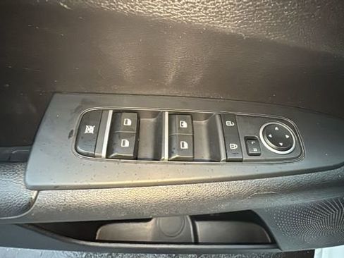 Used 2024 Kia Forte LXS image 13