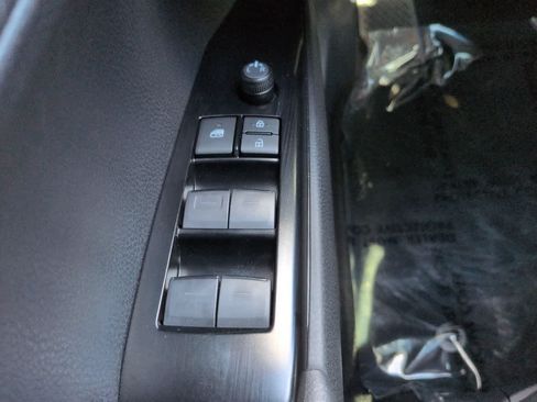 Used 2026 Toyota Camry SE FWD image 21