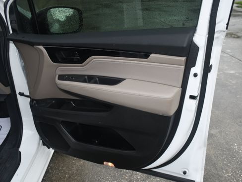 Used 2022 Honda Odyssey Elite image 21