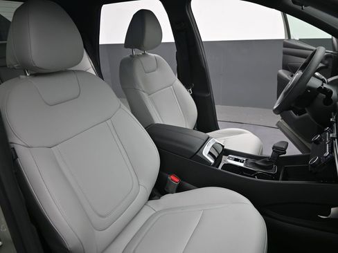 Used 2025 Hyundai Santa Cruz SEL image 26