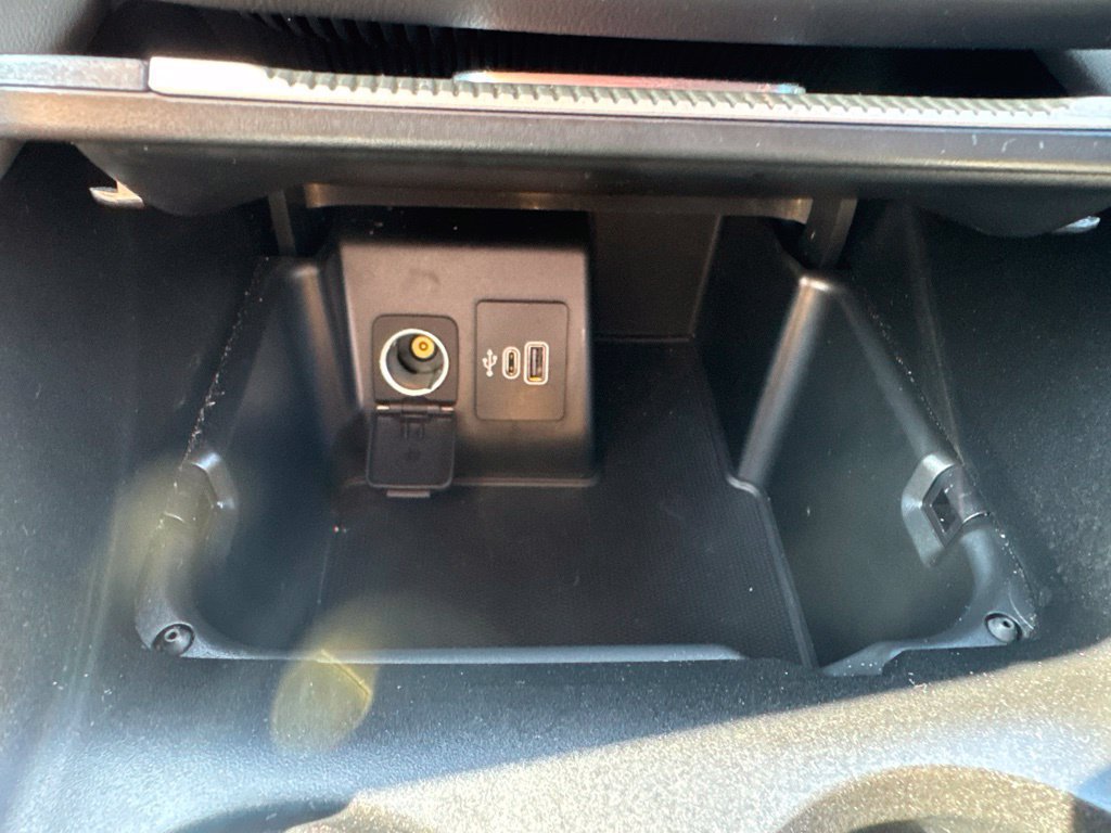 Used 2025 Ford Explorer Active w/ Active Comfort Package AWD/4WD image 22
