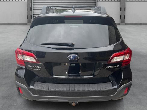 Used 2018 Subaru Outback 2.5i Premium AWD/4WD image 35