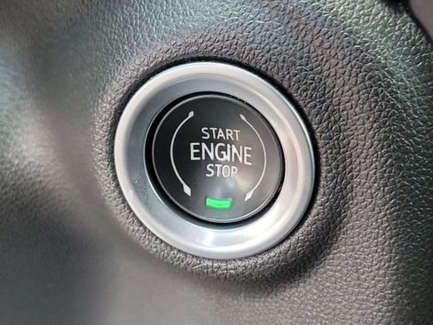 Certified 2022 Chevrolet Silverado 1500 LT AWD/4WD image 30