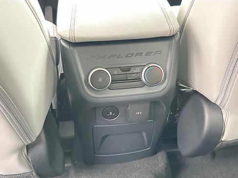 New 2026 Ford Explorer Active image 18