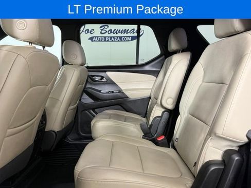 Used 2023 Chevrolet Traverse LT w/ LT Premium Package AWD/4WD image 13