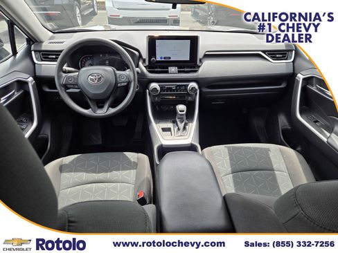 Used 2024 Toyota RAV4 XLE image 17
