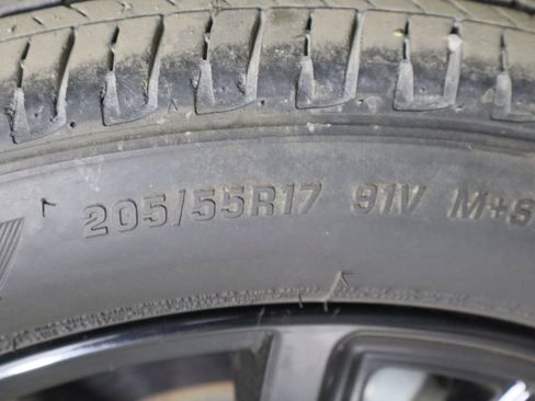 Used 2022 Nissan Kicks SR image 36