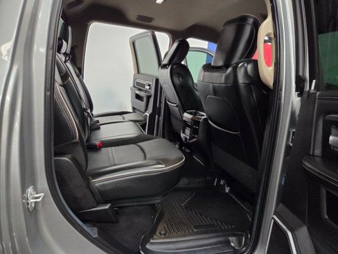 Used 2019 RAM 2500 Laramie AWD/4WD image 10