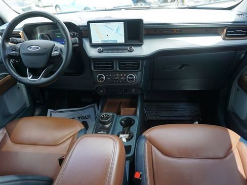 Used 2024 Ford Maverick Lariat FWD image 6
