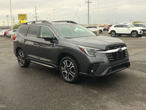 Used 2024 Subaru Ascent Limited w/ Technology Package AWD/4WD image 2