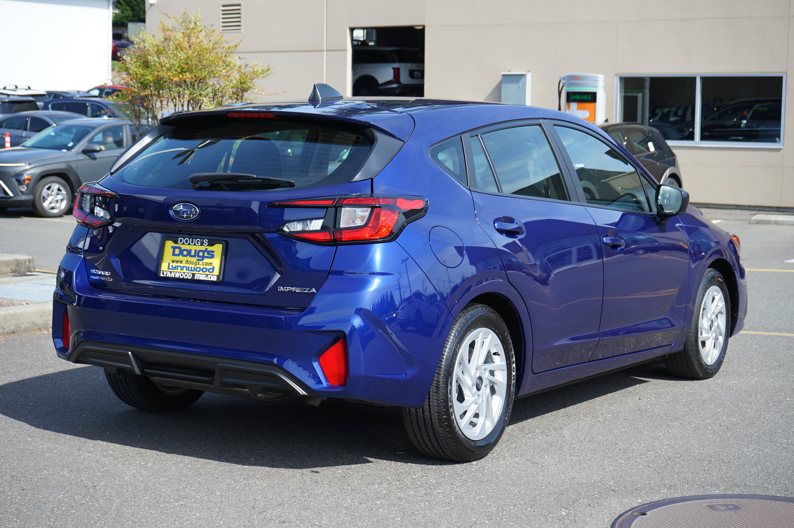 Used 2025 Subaru Impreza 2.0i AWD/4WD image 3