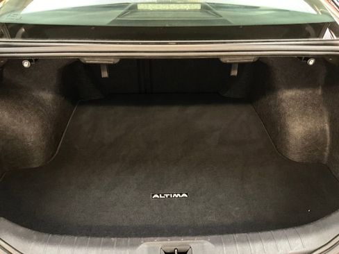 Used 2023 Nissan Altima 2.5 SR image 13