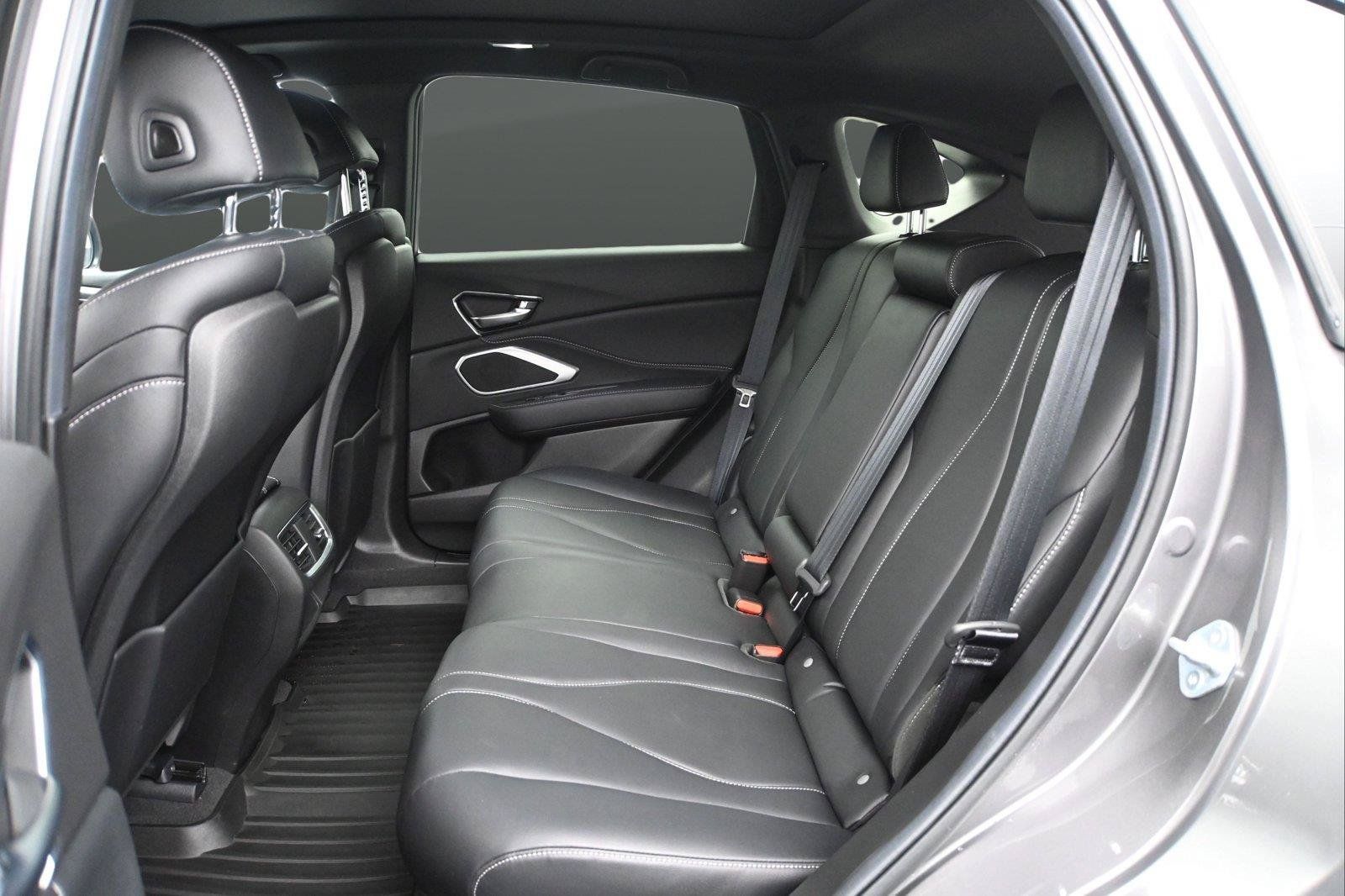 Used 2025 Acura RDX SH-AWD image 10