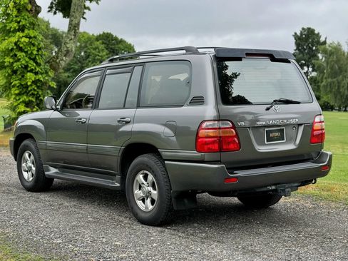 Used 2000 Toyota Land Cruiser AWD/4WD image 24
