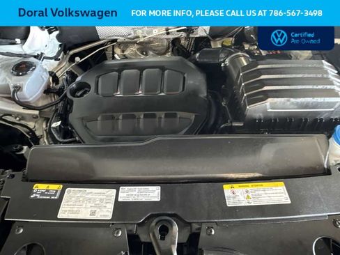 Used 2025 Volkswagen Atlas Cross Sport SE FWD image 12