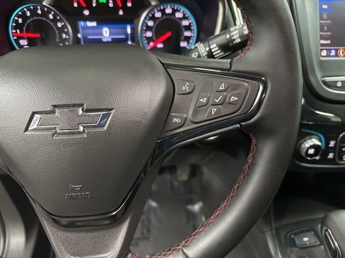 Used 2024 Chevrolet Equinox RS AWD/4WD image 18