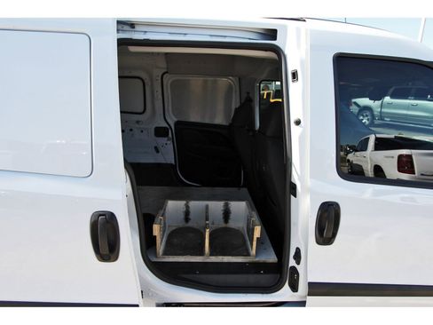 Used 2022 RAM ProMaster City Tradesman FWD image 15